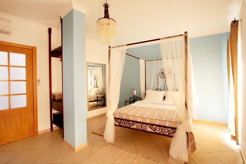 Casa A Sul - Lagos Guesthouses חדר תמונה